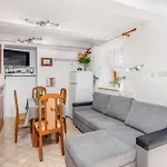 1 Bedroom Amazing In Grmani, Smrika *