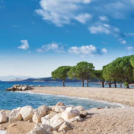 Beautiful In Grmani, Smrika Feriehus Grmani