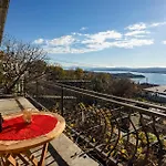 1 Bedroom Amazing In Grmani, Smrika
