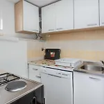 1 Bedroom Amazing In Grmani, Smrika Holiday home Grmani